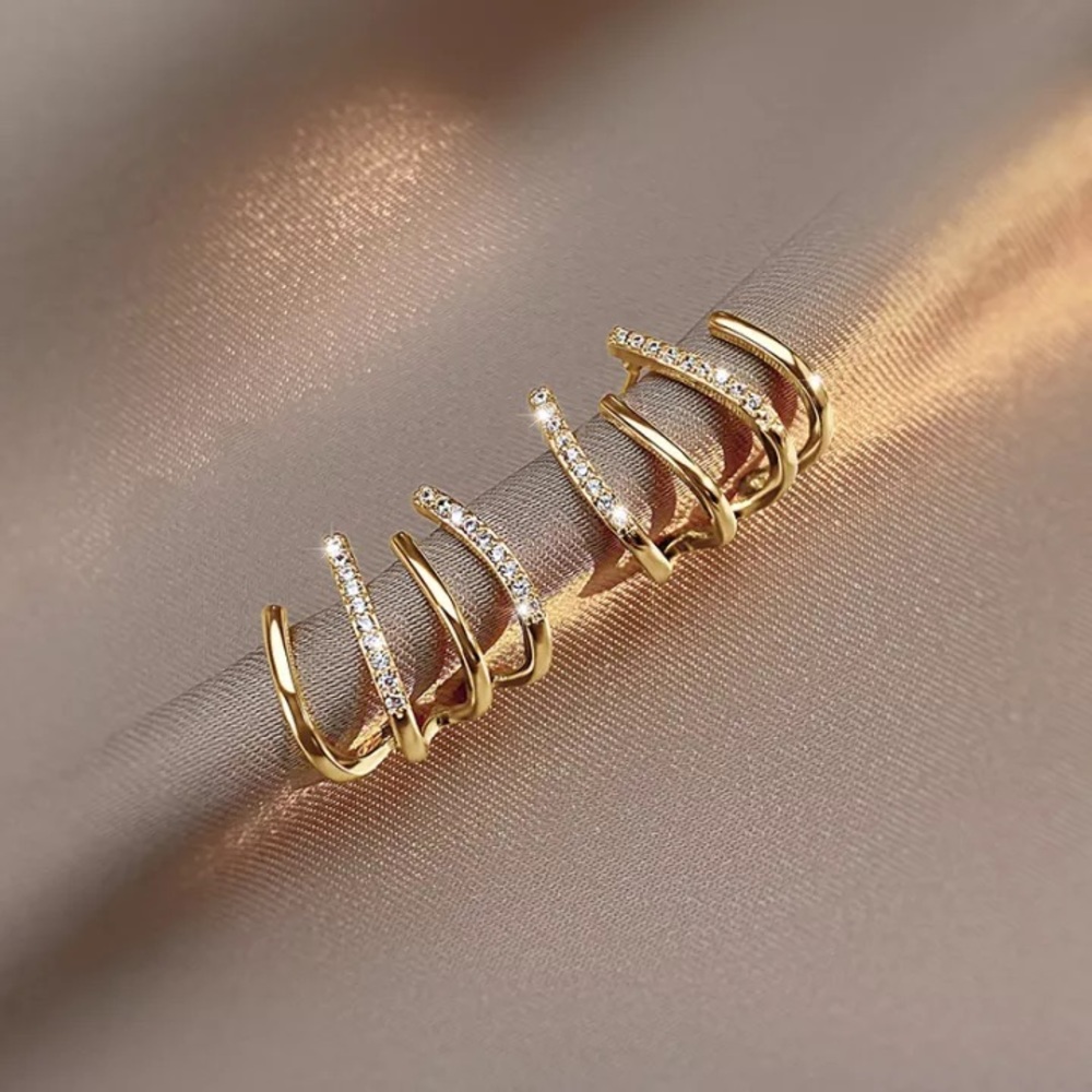 18k Gold Plated Four-Claw U-shaped Stud Earrings for Women - Picture 3 of 5